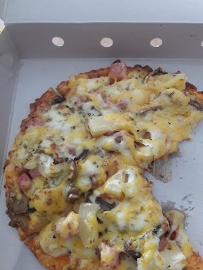 Debonairs Pizza, Author: Martha Maikie