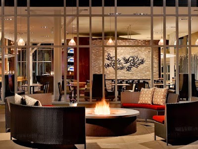 Photos of DoubleTree by Hilton Hotel & Suites Charleston Airport