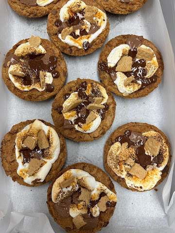 Cindy Lou's Cookies by null