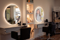 Juni hair design à Drémil-Lafage