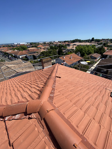 Photo de Nouvelle Aquitaine Couverture à Cenon (33150)