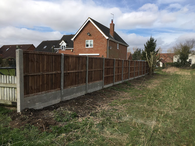 E Reynolds Fencing