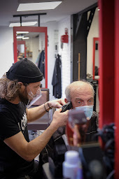 Photo n°1 de Yann Coiffure à Biscarrosse (Salon de coiffure)