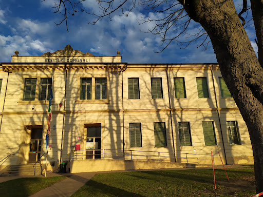 Scuola Media Nicola Badaloni