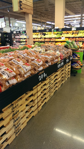 Yoke's Fresh Market - South Richland - Thumbnail