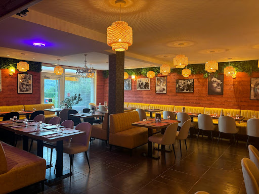 Photo 4 - Ginette's Burgers & Co