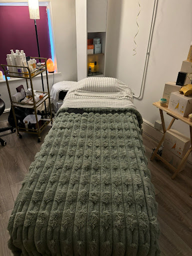 Carlie Elizabeth Therapies