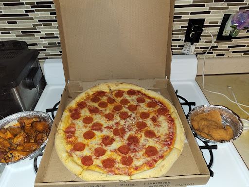 Sal & Paul's Pizzeria - Thumbnail