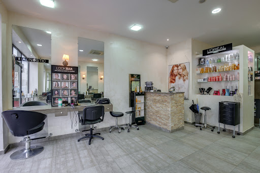 R Captif - Coiffeur - Bio et Coloration Végétale - Le Perreux sur marne 94 - Thumbnail