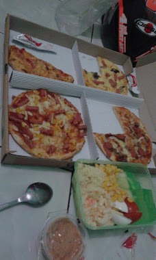 Pizza Hut Delivery - PHD Indonesia, Author: Ahmad Safrudin