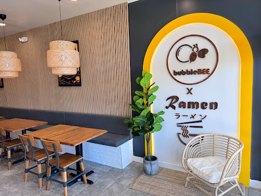Bubblebee x Ramen - Thumbnail
