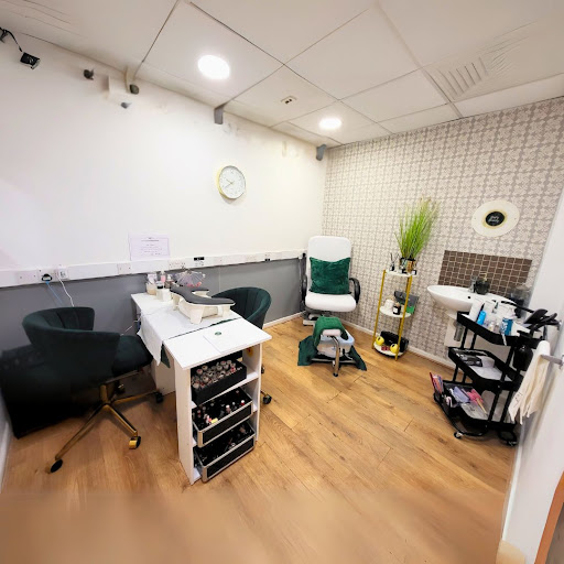 Beauty Stevenage (spa, nail, facial, waxing)