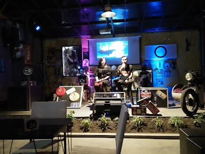 Photos of SPBU Manahan