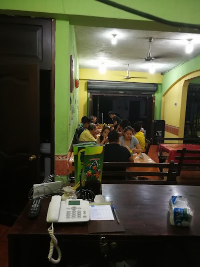 Photos of Donatelos Pizza