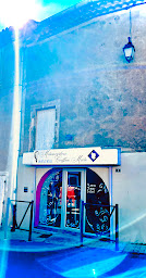 Photo n°2 de Métamorphoses au pluriel à Fons (Salon de coiffure)