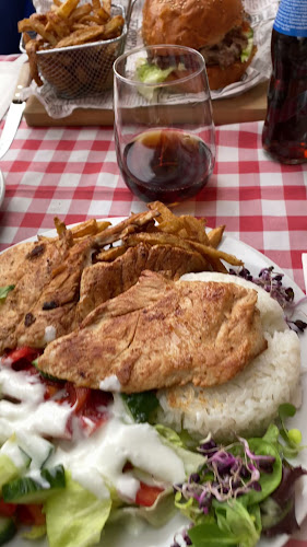 Platán Grill