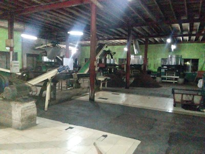 Photos of Kalawana Tea Factory