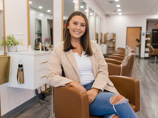 Full Bloom Salon & Dry Bar - Thumbnail