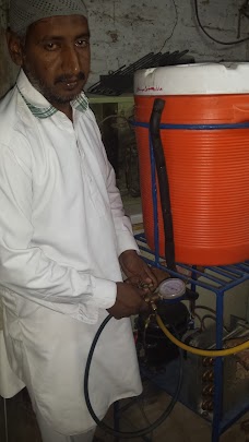 Ansar ali mahar a/c raferator shop shikarpur