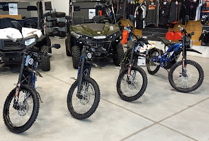 Photo n°2 de OFFROAD Polaris Quad à Le Controis-en-Sologne (Atelier de réparation de quads)