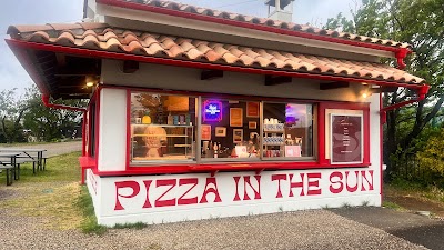 Pizza in the Sun
