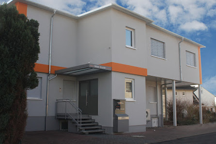 Hofmeyer & van Lancker GmbH Steuerberatungsgesellschaft Von-Amelunxen-Straße 32, 34369 Hofgeismar