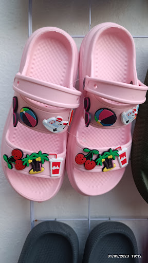 NAIV Zapateria Playa del Carmen