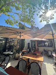 Photo n°40 de Le Petit Rocher à Les Baux-de-Provence (Restaurant)
