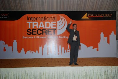 photo of Asif Iqbal: eMarketing Consultant & Trainer