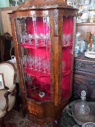 Photo n°19 de Priou Paul à Civray (Magasin d'antiquités)