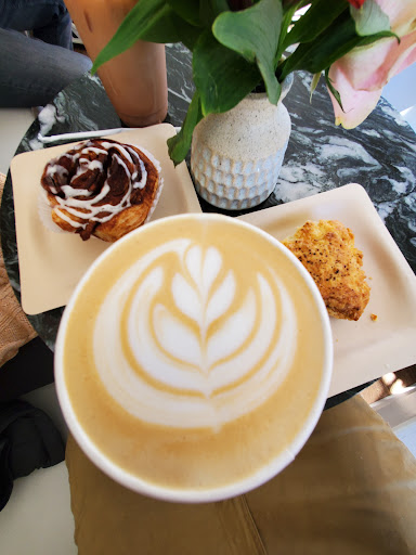 Dom's Coffee - Visual