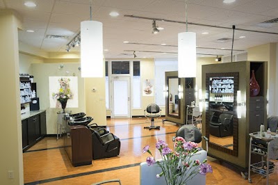 Vakkar Salon