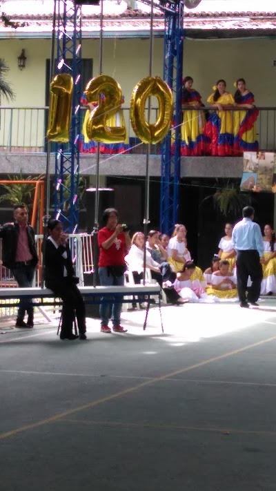 Photos of Colegio San Jos&eacute; de Tarbes