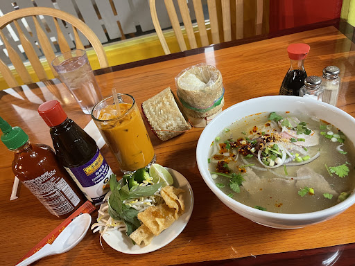 Bunnisa's Thai Cuisine - Thumbnail