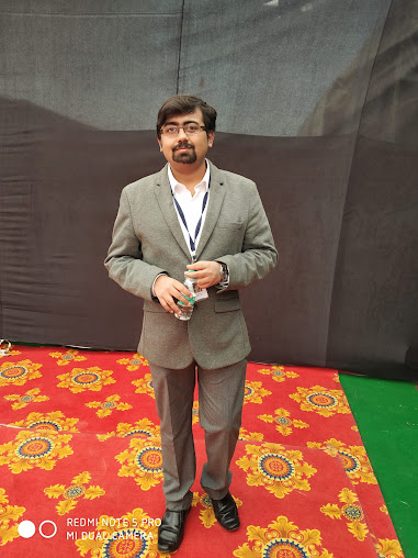 Af1qipmpadoqsflvxzcux95ii1mtrvdecwhg1vaee1mw=s508 K No