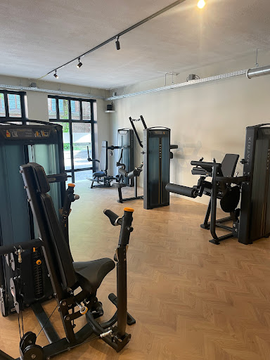 C.N.T.R gym - Thumbnail