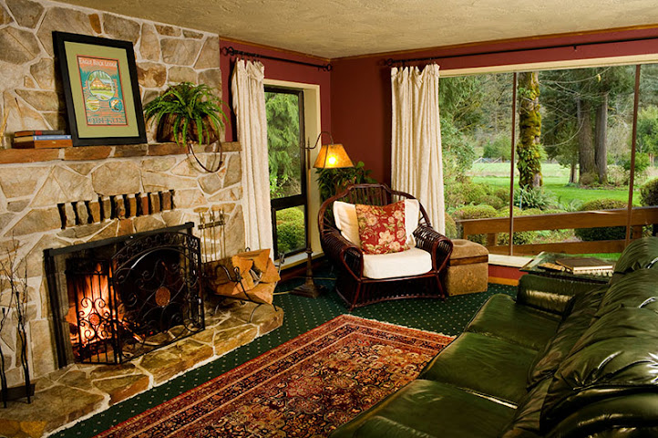 Eagle Rock Lodge by null