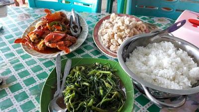 Photos of Sea food "Bu Nanang"