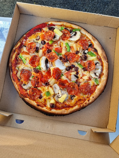 Hungry Husky Pizza - Thumbnail