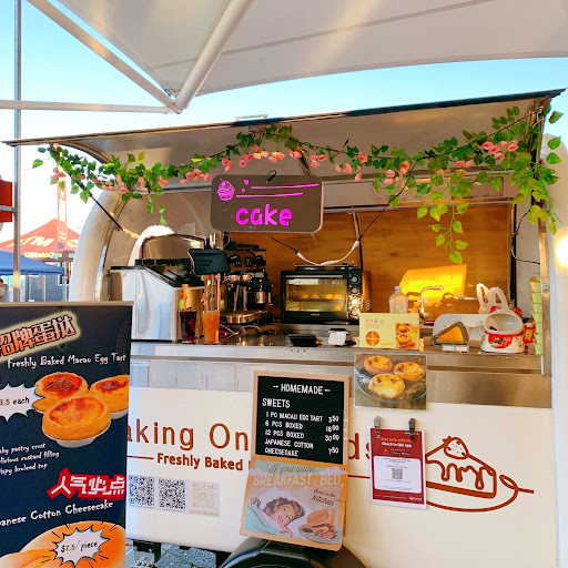 Baking on Clouds - Visual