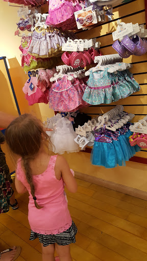 Build-A-Bear Workshop - Visual