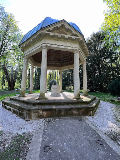 Tempel der Ruhe, Monopteros