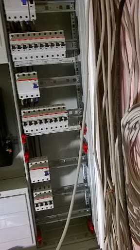 TWOWAVES IT und Elektro Dienstleistungen - Thumbnail
