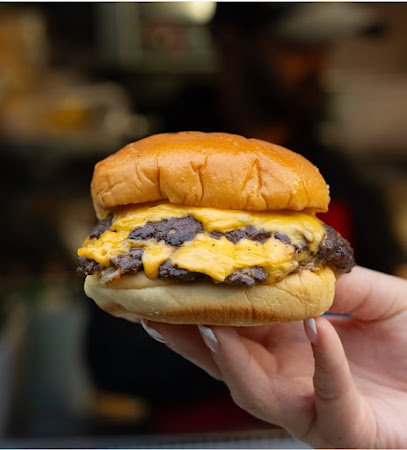 FOOD&CHILL food truck