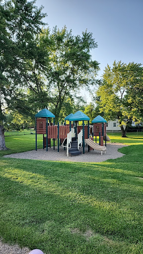 Ray Williams Park, Picnic Shelter & Play Area & Playground - Thumbnail