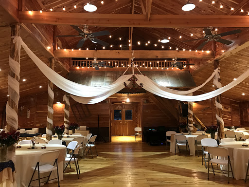 Cedar Post Barn llc - Thumbnail
