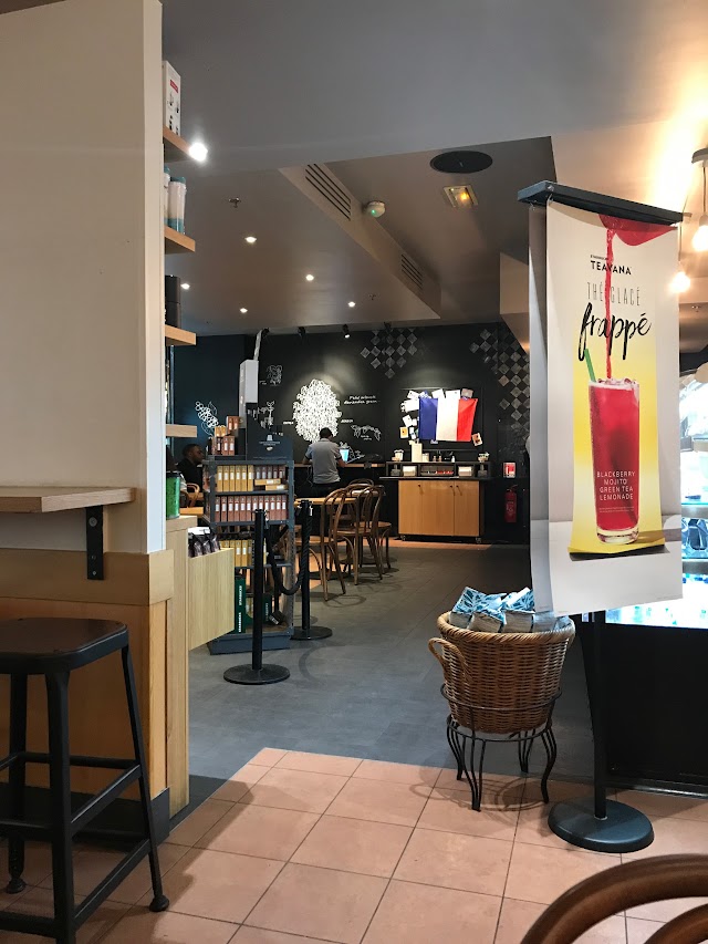 Starbucks Les Passages