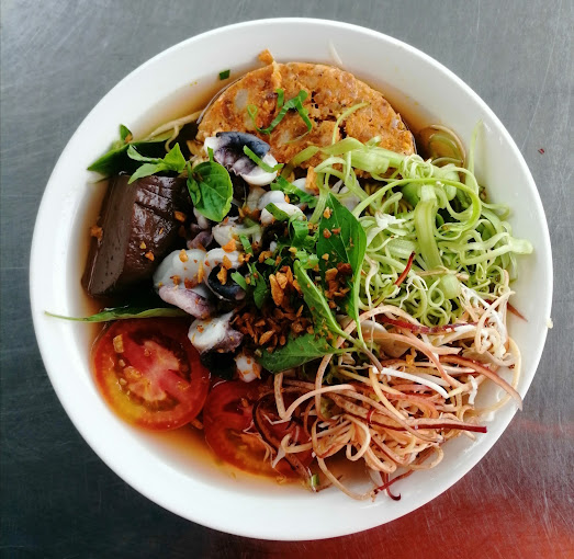 BÚN RIÊU DÈ MỰC