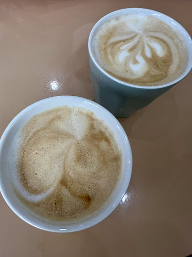 Beige Café - Thumbnail