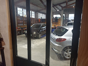 Photo n°8 de OZ MOTORS à Saint-Germain-les-Vergnes (Atelier de réparation automobile)